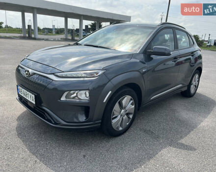 Серый Хендай Kona Electric, объемом двигателя 0 л и пробегом 49 тыс. км за 14900 $, фото 6 на Automoto.ua
