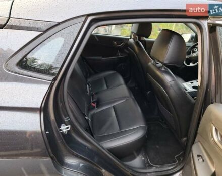 Серый Хендай Kona Electric, объемом двигателя 0 л и пробегом 121 тыс. км за 16000 $, фото 18 на Automoto.ua