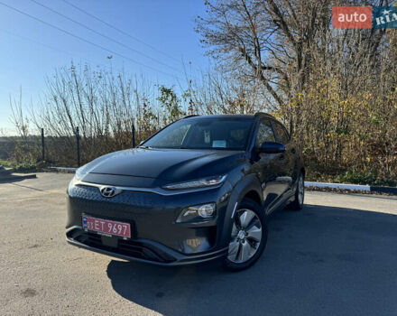 Сірий Хендай Kona Electric, об'ємом двигуна 0 л та пробігом 82 тис. км за 17600 $, фото 2 на Automoto.ua