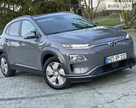 Серый Хендай Kona Electric, объемом двигателя 0 л и пробегом 25 тыс. км за 17999 $, фото 50 на Automoto.ua