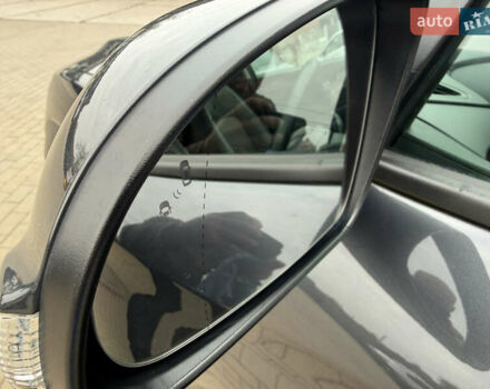 Серый Хендай Kona Electric, объемом двигателя 0 л и пробегом 52 тыс. км за 19000 $, фото 37 на Automoto.ua