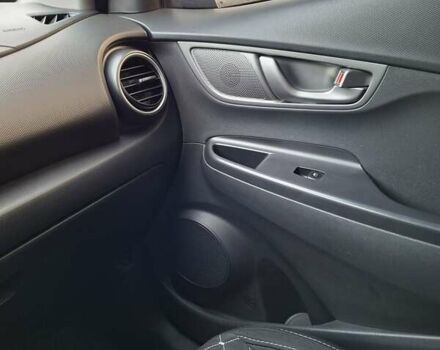 Серый Хендай Kona Electric, объемом двигателя 0 л и пробегом 87 тыс. км за 15200 $, фото 43 на Automoto.ua