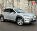 Серый Хендай Kona Electric, объемом двигателя 0 л и пробегом 26 тыс. км за 18850 $, фото 5 на Automoto.ua