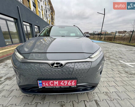 Сірий Хендай Kona Electric, об'ємом двигуна 0 л та пробігом 78 тис. км за 18900 $, фото 10 на Automoto.ua