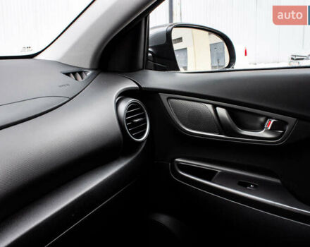 Сірий Хендай Kona Electric, об'ємом двигуна 0 л та пробігом 26 тис. км за 16300 $, фото 85 на Automoto.ua