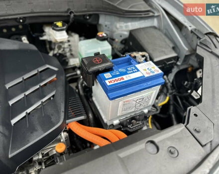 Серый Хендай Kona Electric, объемом двигателя 0 л и пробегом 158 тыс. км за 16300 $, фото 14 на Automoto.ua