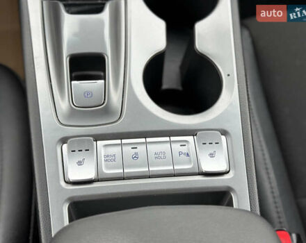 Серый Хендай Kona Electric, объемом двигателя 0 л и пробегом 167 тыс. км за 17700 $, фото 39 на Automoto.ua