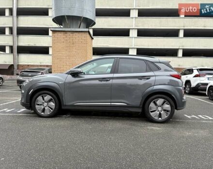 Серый Хендай Kona Electric, объемом двигателя 0 л и пробегом 78 тыс. км за 19500 $, фото 18 на Automoto.ua