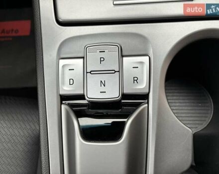 Серый Хендай Kona Electric, объемом двигателя 0 л и пробегом 78 тыс. км за 19500 $, фото 67 на Automoto.ua