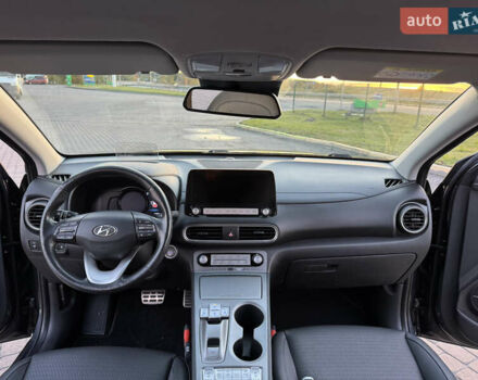 Сірий Хендай Kona Electric, об'ємом двигуна 0 л та пробігом 114 тис. км за 17999 $, фото 29 на Automoto.ua