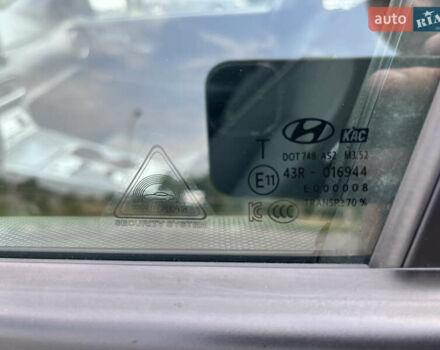 Серый Хендай Kona Electric, объемом двигателя 0 л и пробегом 49 тыс. км за 14900 $, фото 60 на Automoto.ua