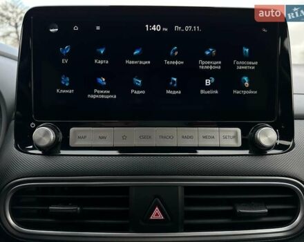 Сірий Хендай Kona Electric, об'ємом двигуна 0 л та пробігом 76 тис. км за 20500 $, фото 67 на Automoto.ua