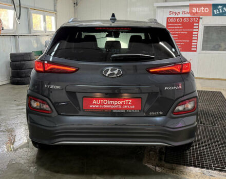 Серый Хендай Kona Electric, объемом двигателя 0 л и пробегом 36 тыс. км за 20700 $, фото 19 на Automoto.ua