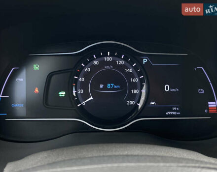 Сірий Хендай Kona Electric, об'ємом двигуна 0 л та пробігом 69 тис. км за 20900 $, фото 45 на Automoto.ua