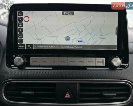 Сірий Хендай Kona Electric, об'ємом двигуна 0 л та пробігом 76 тис. км за 20500 $, фото 64 на Automoto.ua