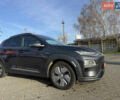 Серый Хендай Kona Electric, объемом двигателя 0 л и пробегом 69 тыс. км за 19300 $, фото 6 на Automoto.ua