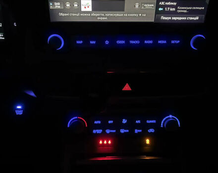 Серый Хендай Kona Electric, объемом двигателя 0 л и пробегом 130 тыс. км за 18500 $, фото 43 на Automoto.ua