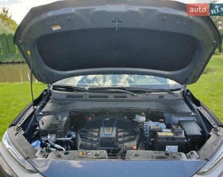 Серый Хендай Kona Electric, объемом двигателя 0 л и пробегом 135 тыс. км за 17100 $, фото 5 на Automoto.ua