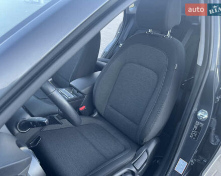 Серый Хендай Kona Electric, объемом двигателя 0 л и пробегом 31 тыс. км за 15450 $, фото 48 на Automoto.ua