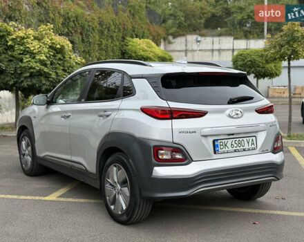 Серый Хендай Kona Electric, объемом двигателя 0 л и пробегом 26 тыс. км за 18850 $, фото 27 на Automoto.ua