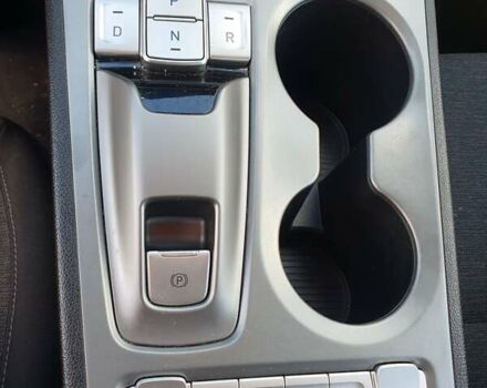 Серый Хендай Kona Electric, объемом двигателя 0 л и пробегом 135 тыс. км за 17100 $, фото 27 на Automoto.ua