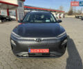 Серый Хендай Kona Electric, объемом двигателя 0 л и пробегом 69 тыс. км за 19300 $, фото 5 на Automoto.ua