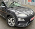 Серый Хендай Kona Electric, объемом двигателя 0 л и пробегом 130 тыс. км за 18500 $, фото 16 на Automoto.ua