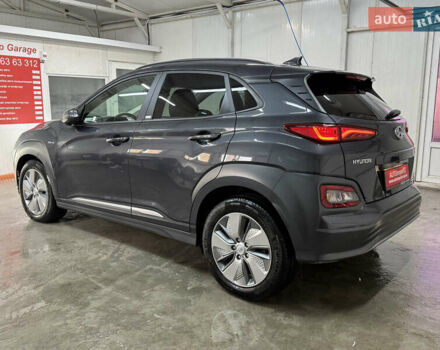 Серый Хендай Kona Electric, объемом двигателя 0 л и пробегом 36 тыс. км за 20700 $, фото 17 на Automoto.ua