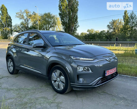 Сірий Хендай Kona Electric, об'ємом двигуна 0 л та пробігом 28 тис. км за 16800 $, фото 14 на Automoto.ua