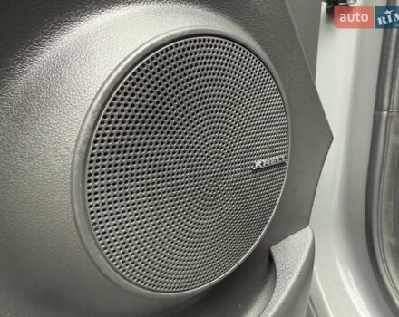 Серый Хендай Kona Electric, объемом двигателя 0 л и пробегом 40 тыс. км за 16900 $, фото 15 на Automoto.ua