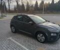 Серый Хендай Kona Electric, объемом двигателя 0 л и пробегом 80 тыс. км за 17300 $, фото 7 на Automoto.ua