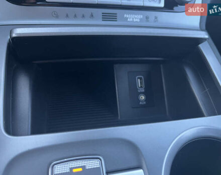 Сірий Хендай Kona Electric, об'ємом двигуна 0 л та пробігом 31 тис. км за 15500 $, фото 19 на Automoto.ua