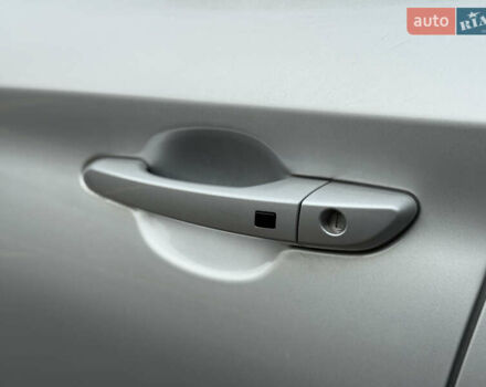 Серый Хендай Kona Electric, объемом двигателя 0 л и пробегом 26 тыс. км за 18850 $, фото 16 на Automoto.ua