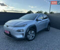 Серый Хендай Kona Electric, объемом двигателя 0 л и пробегом 109 тыс. км за 18450 $, фото 9 на Automoto.ua