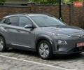 Серый Хендай Kona Electric, объемом двигателя 0 л и пробегом 117 тыс. км за 17990 $, фото 1 на Automoto.ua