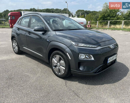 Серый Хендай Kona Electric, объемом двигателя 0 л и пробегом 49 тыс. км за 14900 $, фото 4 на Automoto.ua