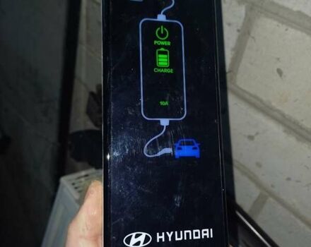 Сірий Хендай Kona Electric, об'ємом двигуна 0 л та пробігом 66 тис. км за 14700 $, фото 27 на Automoto.ua