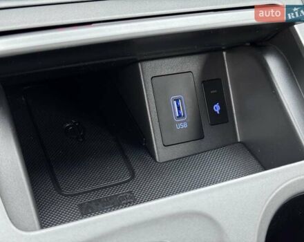 Сірий Хендай Kona Electric, об'ємом двигуна 0 л та пробігом 88 тис. км за 18700 $, фото 44 на Automoto.ua