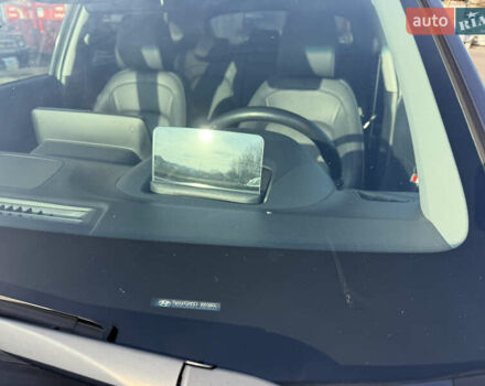 Серый Хендай Kona Electric, объемом двигателя 0 л и пробегом 69 тыс. км за 19300 $, фото 20 на Automoto.ua