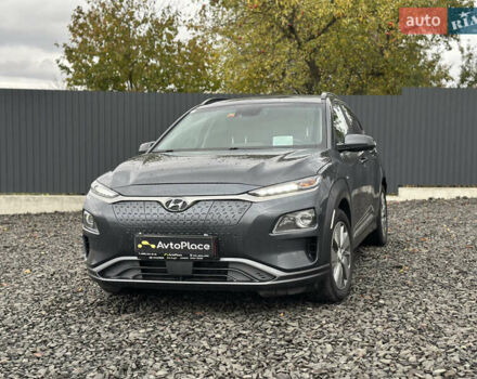 Серый Хендай Kona Electric, объемом двигателя 0 л и пробегом 167 тыс. км за 17700 $, фото 85 на Automoto.ua