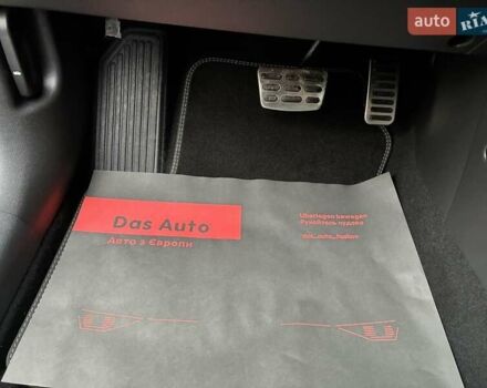 Серый Хендай Kona Electric, объемом двигателя 0 л и пробегом 78 тыс. км за 19500 $, фото 81 на Automoto.ua