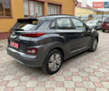 Серый Хендай Kona Electric, объемом двигателя 0 л и пробегом 106 тыс. км за 15999 $, фото 5 на Automoto.ua