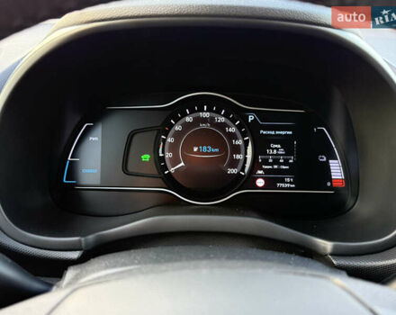 Серый Хендай Kona Electric, объемом двигателя 0 л и пробегом 77 тыс. км за 19700 $, фото 13 на Automoto.ua