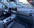 Серый Хендай Kona Electric, объемом двигателя 0 л и пробегом 104 тыс. км за 17200 $, фото 102 на Automoto.ua