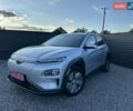 Серый Хендай Kona Electric, объемом двигателя 0 л и пробегом 109 тыс. км за 18450 $, фото 4 на Automoto.ua