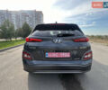 Серый Хендай Kona Electric, объемом двигателя 0 л и пробегом 117 тыс. км за 18900 $, фото 6 на Automoto.ua