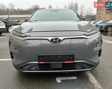 Серый Хендай Kona Electric, объемом двигателя 0 л и пробегом 78 тыс. км за 19500 $, фото 3 на Automoto.ua