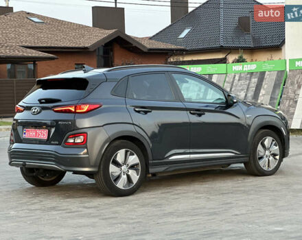 Серый Хендай Kona Electric, объемом двигателя 0 л и пробегом 159 тыс. км за 16900 $, фото 5 на Automoto.ua