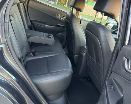 Сірий Хендай Kona Electric, об'ємом двигуна 0 л та пробігом 114 тис. км за 17999 $, фото 38 на Automoto.ua