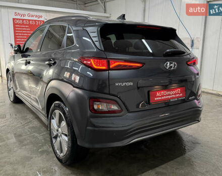 Серый Хендай Kona Electric, объемом двигателя 0 л и пробегом 36 тыс. км за 20700 $, фото 18 на Automoto.ua
